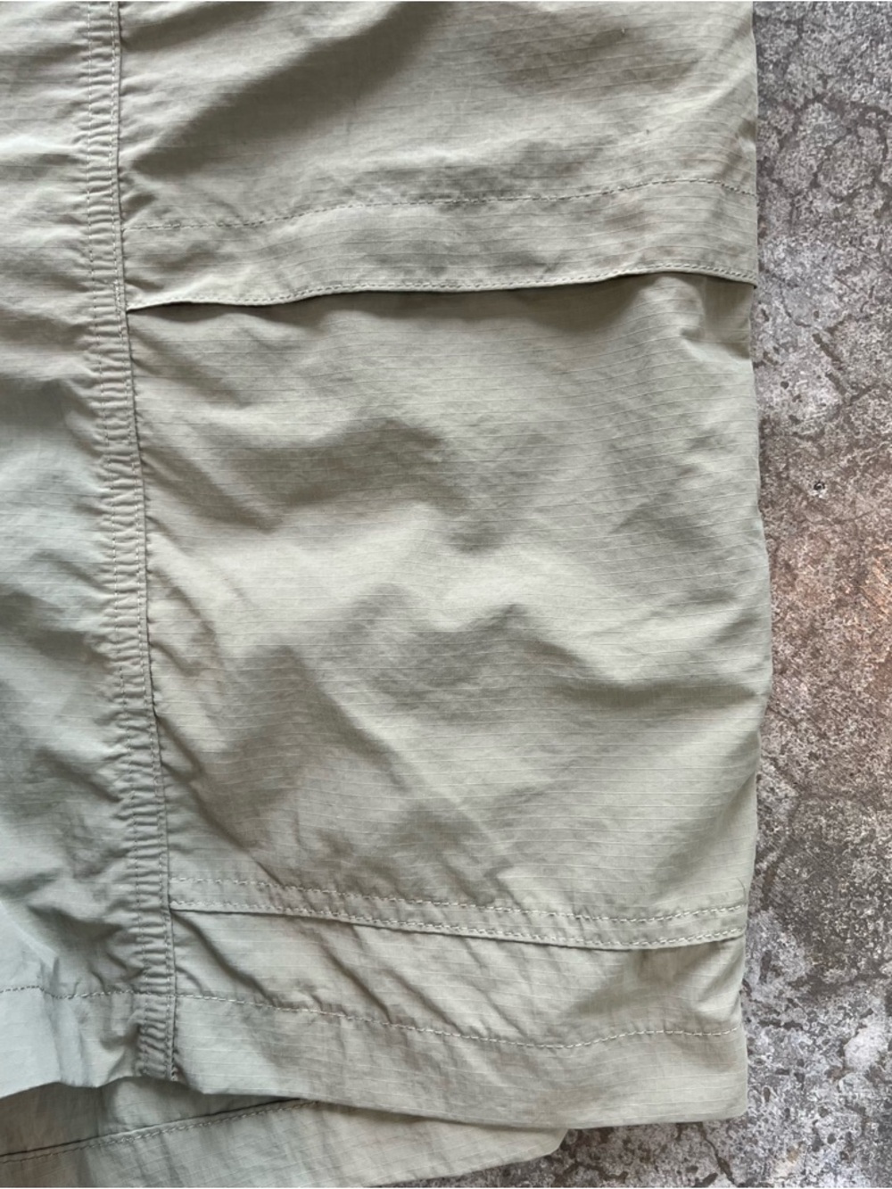 Eddie Bauer Lightweight Elastic Waist Tan Hybrid Shorts - Picture 2 of 14